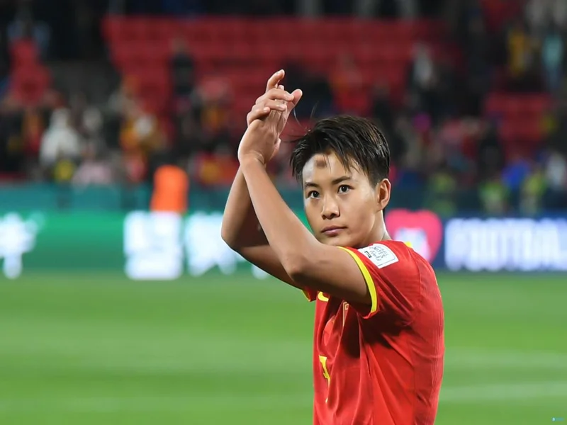 FIFA年度女足最佳11人候选:王霜、陈晨在列